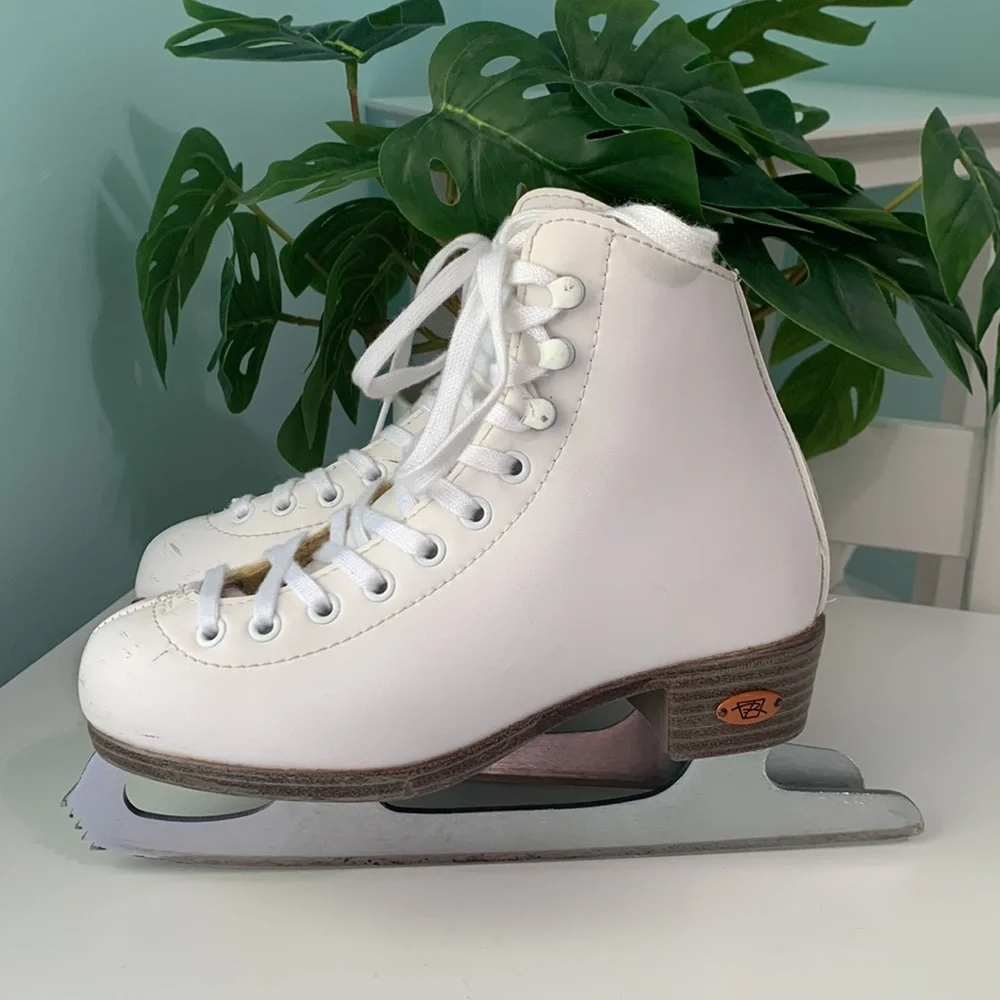 Riedell Girls Figure Skates - White Ice Skates - Picture 3 of 8